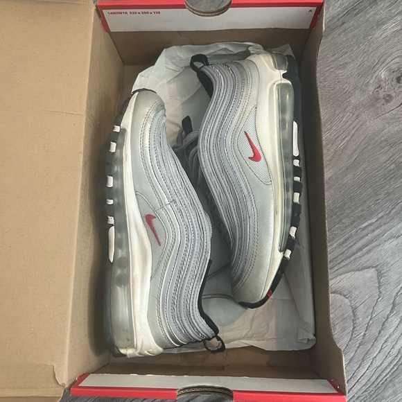 Nike “silver bullet” sneakers - Picture 3 of 5